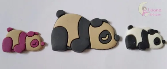 Apliques Pandas Coloridos Deitados de borracha - pct c/8 uni