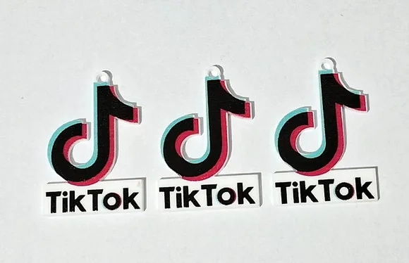 Pingente Símbolo Tiktok Acrilico 4cm - 6 Unidades
