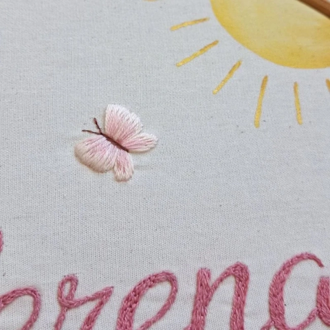 Porta Maternidade Bordado à Mão - Ganso Rosa
