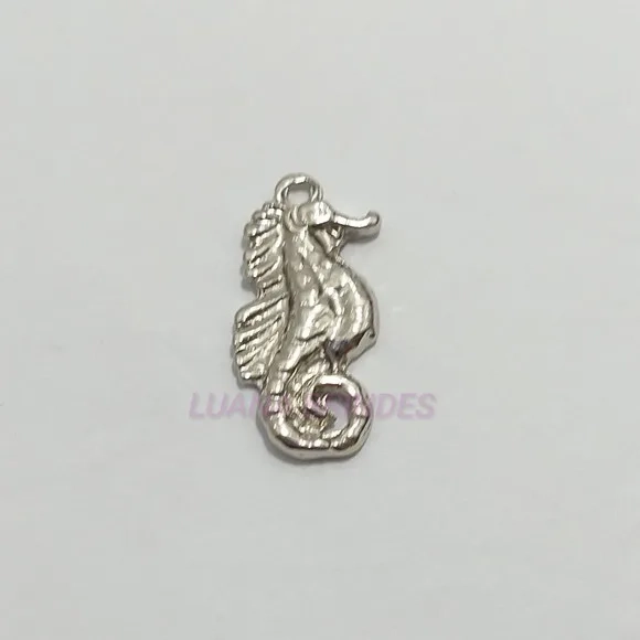 Pingente Cavalo Marinho de Metal Prateado - pct c/10 unid