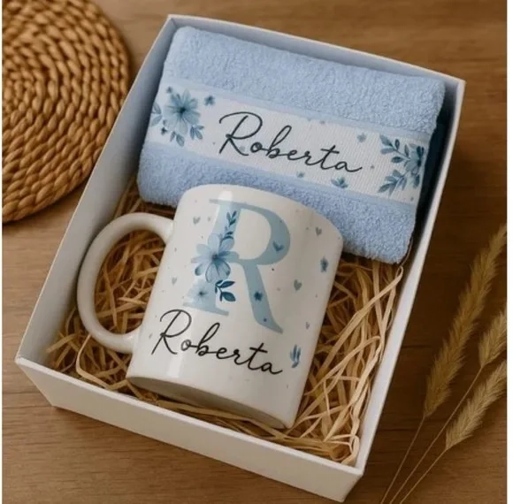 Kit Caneca Personalizada + Toalhinha de Boca Presente Criati