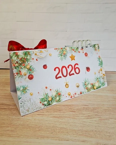 Calendário de Mesa 2026 com Foto em Bola Acrílica - 3 Unid.