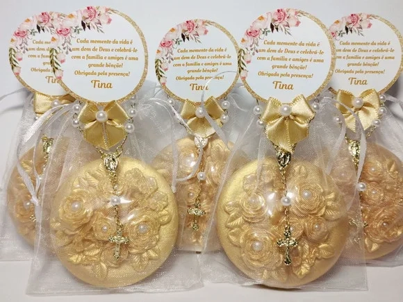 Lembrança 80 Anos Sabonete Provence Buquê de Rosas com Terço