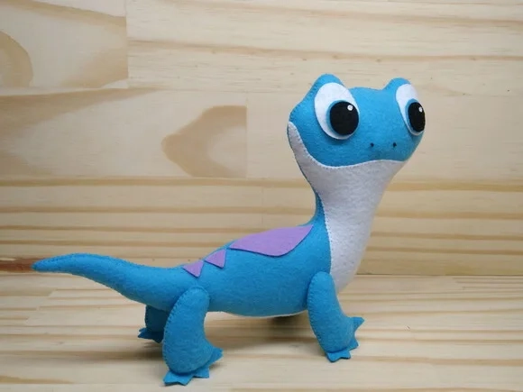Bruni Salamandra Personagem Filme Frozen