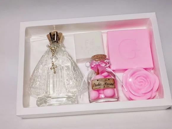 Presente de Aniversário Católico: Aromatizador Nossa Senhora
