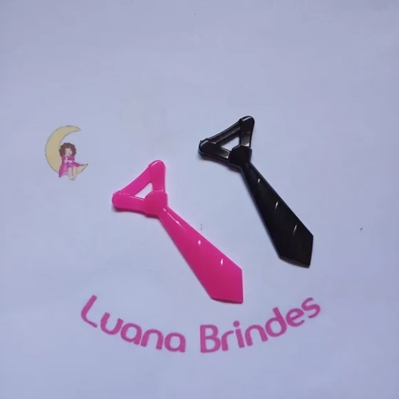 Pingente Gravatinha Pink Preta 5cm Pct 35 Unidades