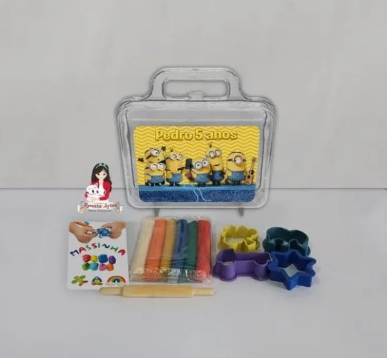 Kit Massinha na Maleta Minions