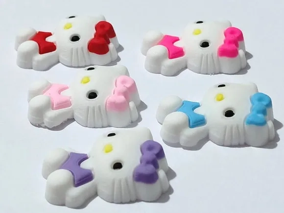 Aplique Hello Kitty 3cm Emborrachado Pacote com 5 Unidades