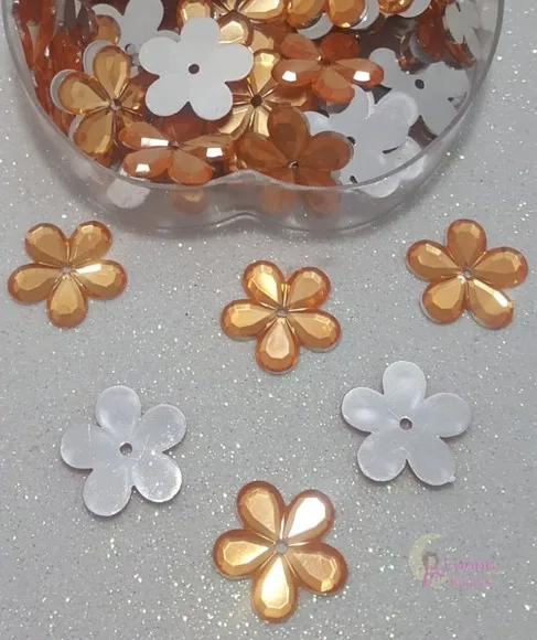 Chaton Flor Marrom Dourado- 20mm - Pct c/ 100 Unidades