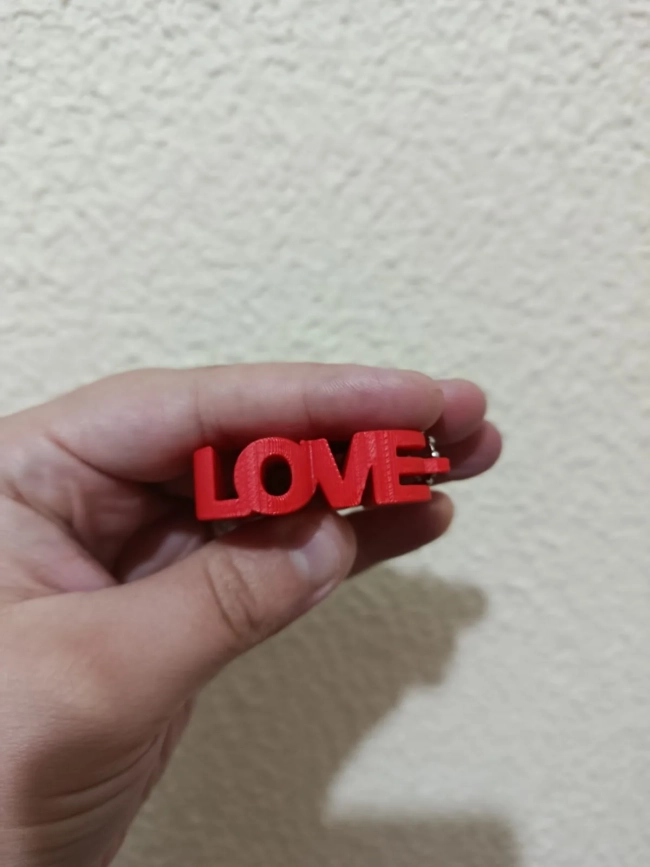 Chaveiro Love em Formato de Coração