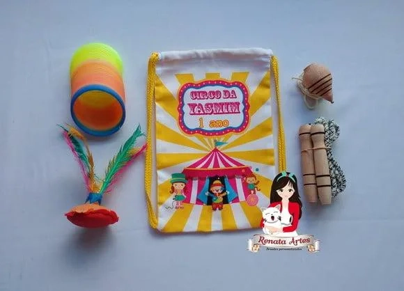 Mochila Boa Infância Tema Circo Amarelo