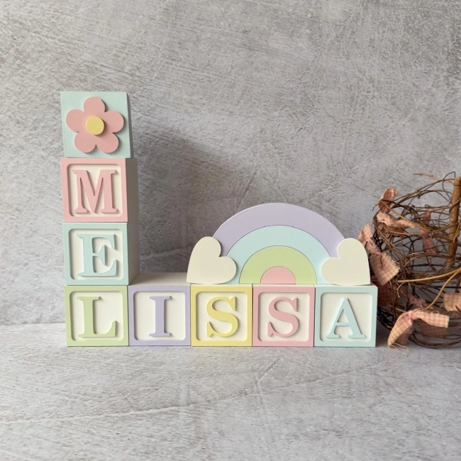 Kit Nome Bebê em Cubos de Madeira Personalizado e Arco-Íris Pastel
