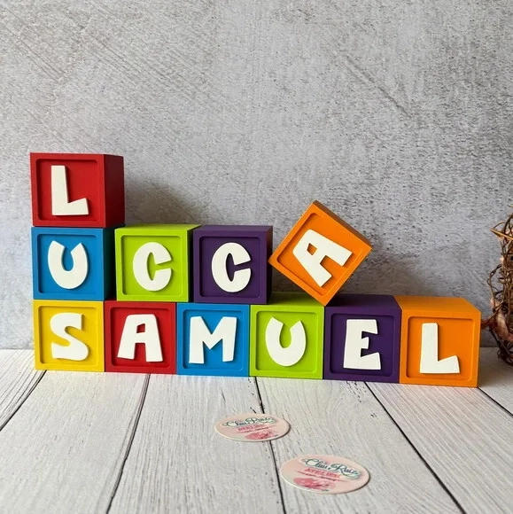 Cubos Decorativos tema Pocoyo Personalizados 6x6cm para Decoração de Festas e Quarto de Bebê