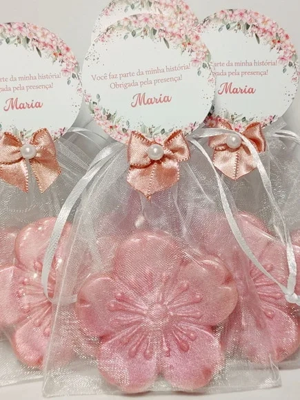 Lembrancinha Aniversário 70 Anos: Sabonete Flor de Cerejeira