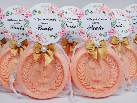 Lembrancinha Personalizada: Sabonete Letra Inicial do Nome