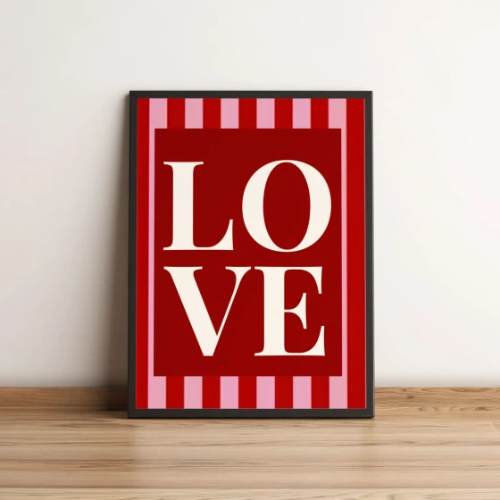 Quadro Decorativo com Palavra Love em Vermelho e Rosa 2144