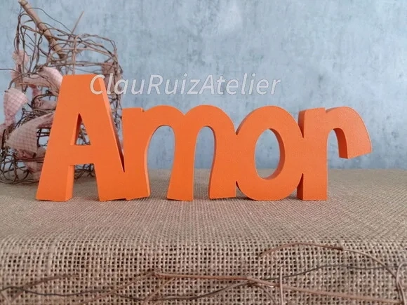 Palavras em MDF - AMOR