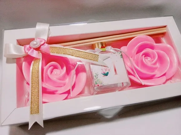 Presente de Aniversário, Aromatizador com Sabonetes de Rosas