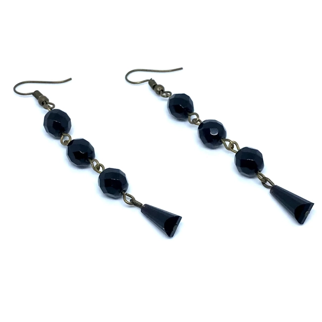 Brinco Retrô Ouro Velho com Cristal Tcheco Jablonex Negro e Cone Facetado