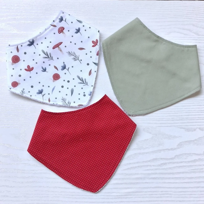 Kit 3 Babadores Bandana Premium para bebê - Cogumelos e Caracóis