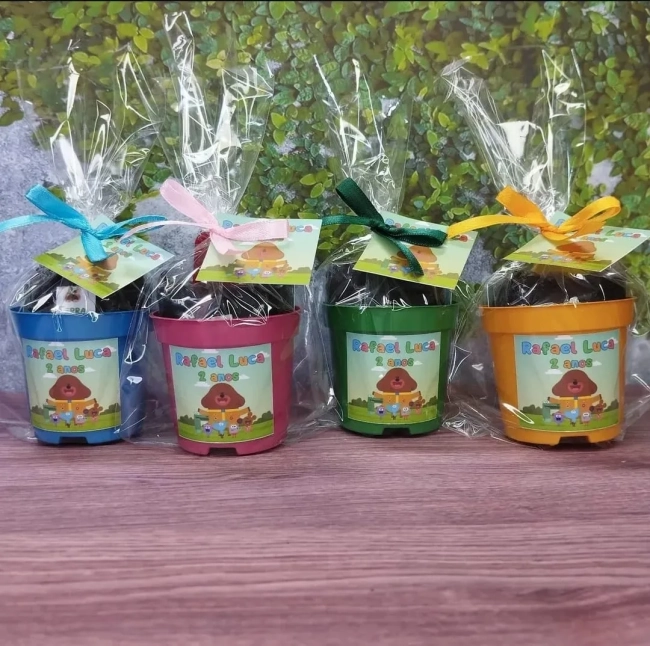 20 unidades Kit Jardinagem Hey DUGGEE - Trabalhamos com qualquer tema - Informar tema no chat.
