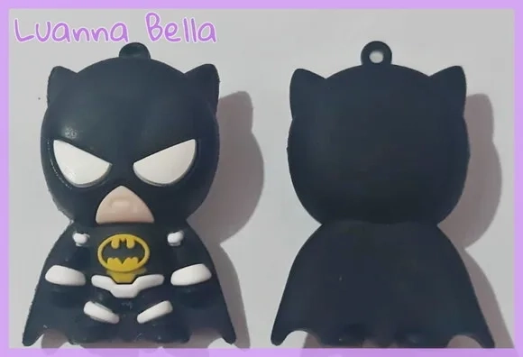 Pingente Batman de Borracha 5cm - Pct c/2 Unid