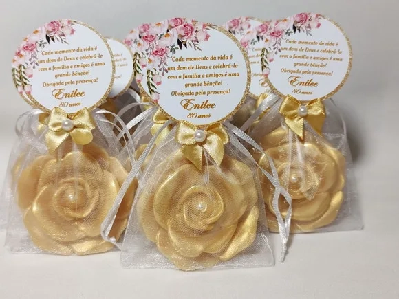 Lembrancinha de Aniversário 80 Anos: Sabonete Flor Aberta