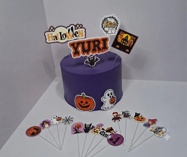 Topo de bolo + 30 topper de docinhos + 18 adesivos de Halloween