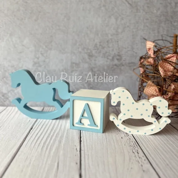 Cavalinho de Balanço + Cubos 6x6cm Ts Decoração Bebê
