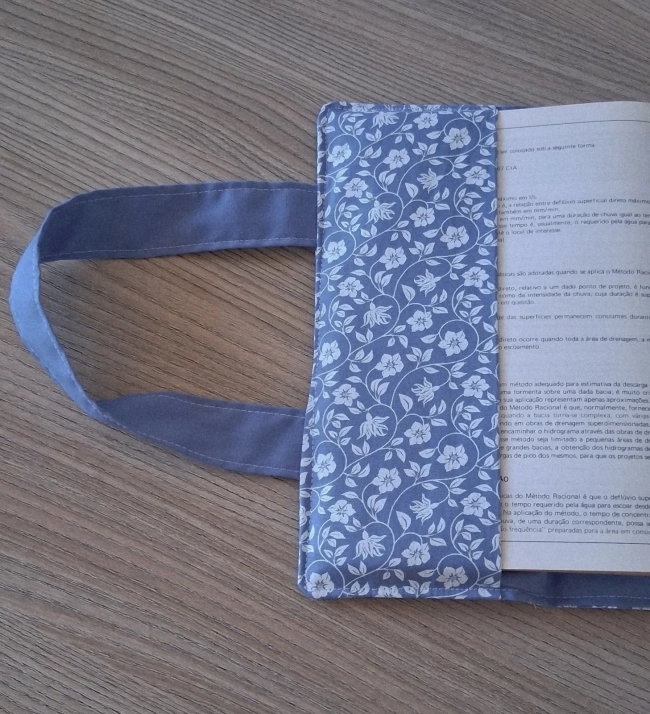 Capa de Livro em tecido Azul Floral