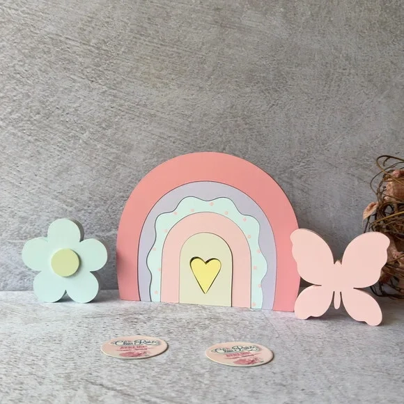 Arco Íris de Mesa Boho + Flor + Borboleta - Decoração Bebê