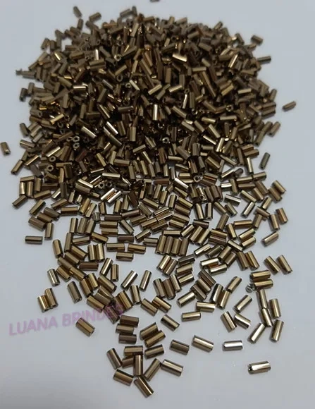 Canutilho Dourado de acrílico - 4,5mm - pct com 50 gramas