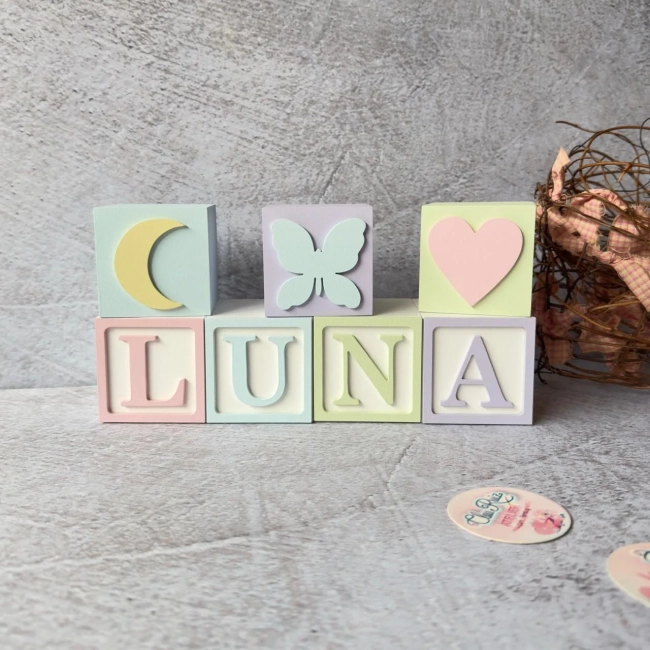 Cubos Decorativos Personalizados 6x6 cm em MDF para Quarto de Bebê - Enfeite de Maternidade