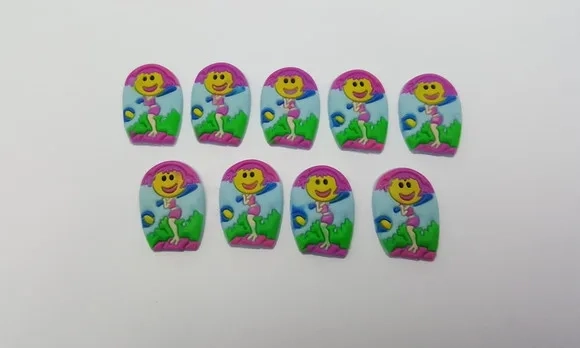 Aplique Menina Jogando Beisebol Emborrachado de 2,2cm