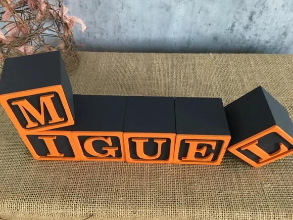 Cubos 6x6cm Ts Nomes Decoração Infantil e Bebê