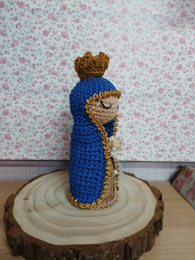 Nossa Senhora Aparecida amigurumi 15cm