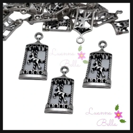 Pingente Carrossel com Cavalinho Metal - Pct 10 unidades