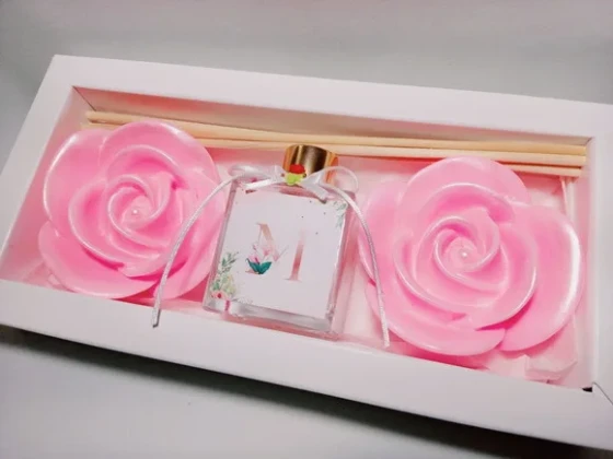 Presente de Aniversário, Aromatizador com Sabonetes de Rosas