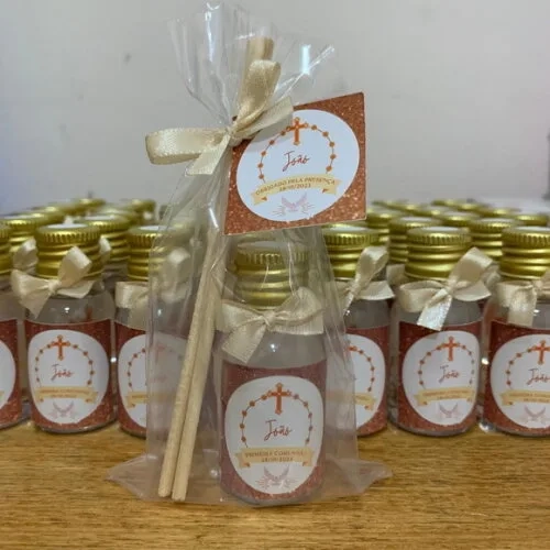 Lembrancinha p/ 1 Comunhão Aromatizador Dourado