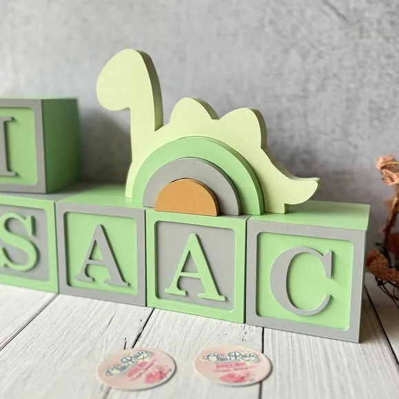 Dinossauro -arco Iris e Cubos 8x8cm - Decoração Bebê