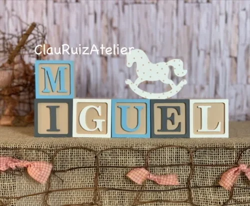 Decoração Bebê - Cubos 6x6cm Ts + Cavalinho de Balanço