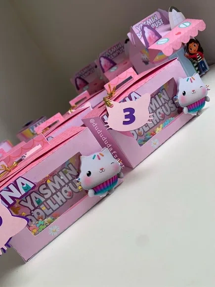 Kit 30 Lembrancinhas a Casa Mágica da Gabi