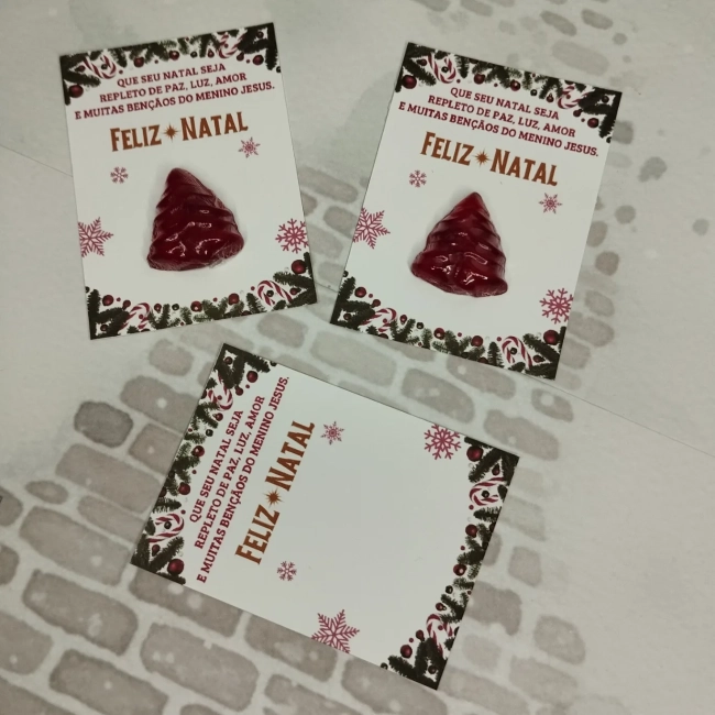 50 unidades Mini Sabonete Árvore - Pinheiro de Natal no Card - Mimo de Natal (vermelho)