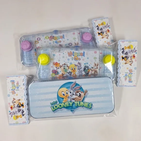 Aquaplay Personalizado na Lapela - Looney Tunes