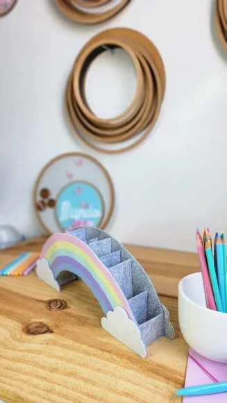 Porta Lápis Arco Iris em Feltro * Chamar Chat
