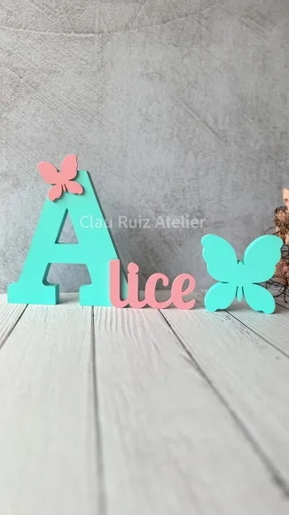 Jardim Encantado - Nomes Personalizados + Borboleta