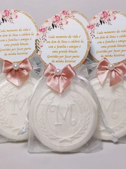 Lembrancinha Personalizada: Sabonete Letra Inicial do Nome