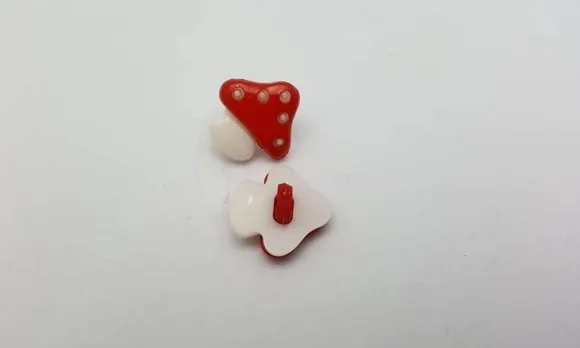 Aplique Botão de Cogumelo Vermelho de 1,5cm - 20 unidades