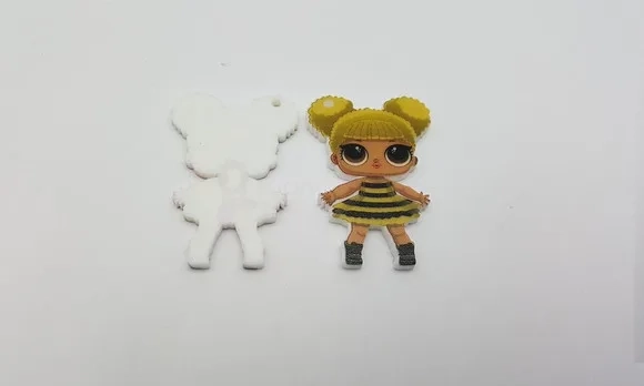 Pingente LOL Queen Bee em Acrílico UV de 4cm