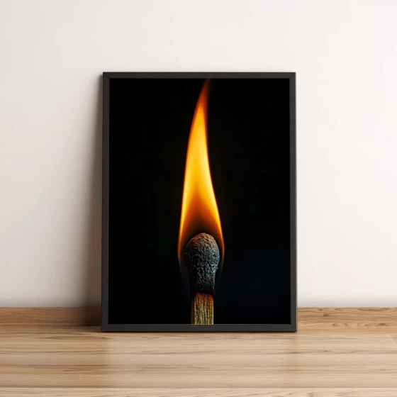 Quadro Fósforo Aceso em Fundo Preto Minimalista 2661